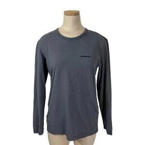 Patagonia Long sleeve t shirt gray crew neck large logo recycled Poly Cotton S